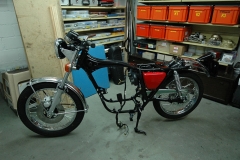 wp-01-Motorräder-CB400F_04