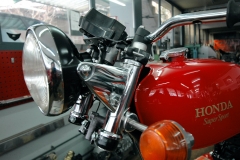 wp-01-Motorräder-CB400F_07